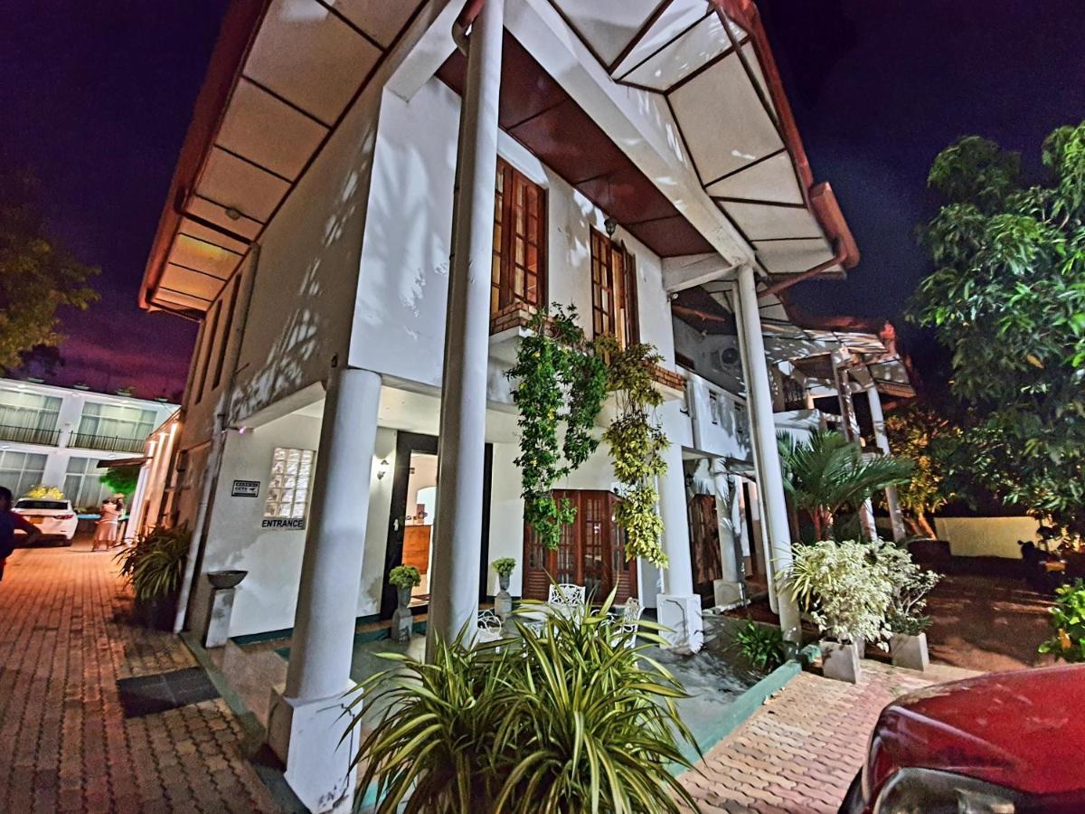 Salubrious Resort อนุราธปุระ ภายนอก รูปภาพ