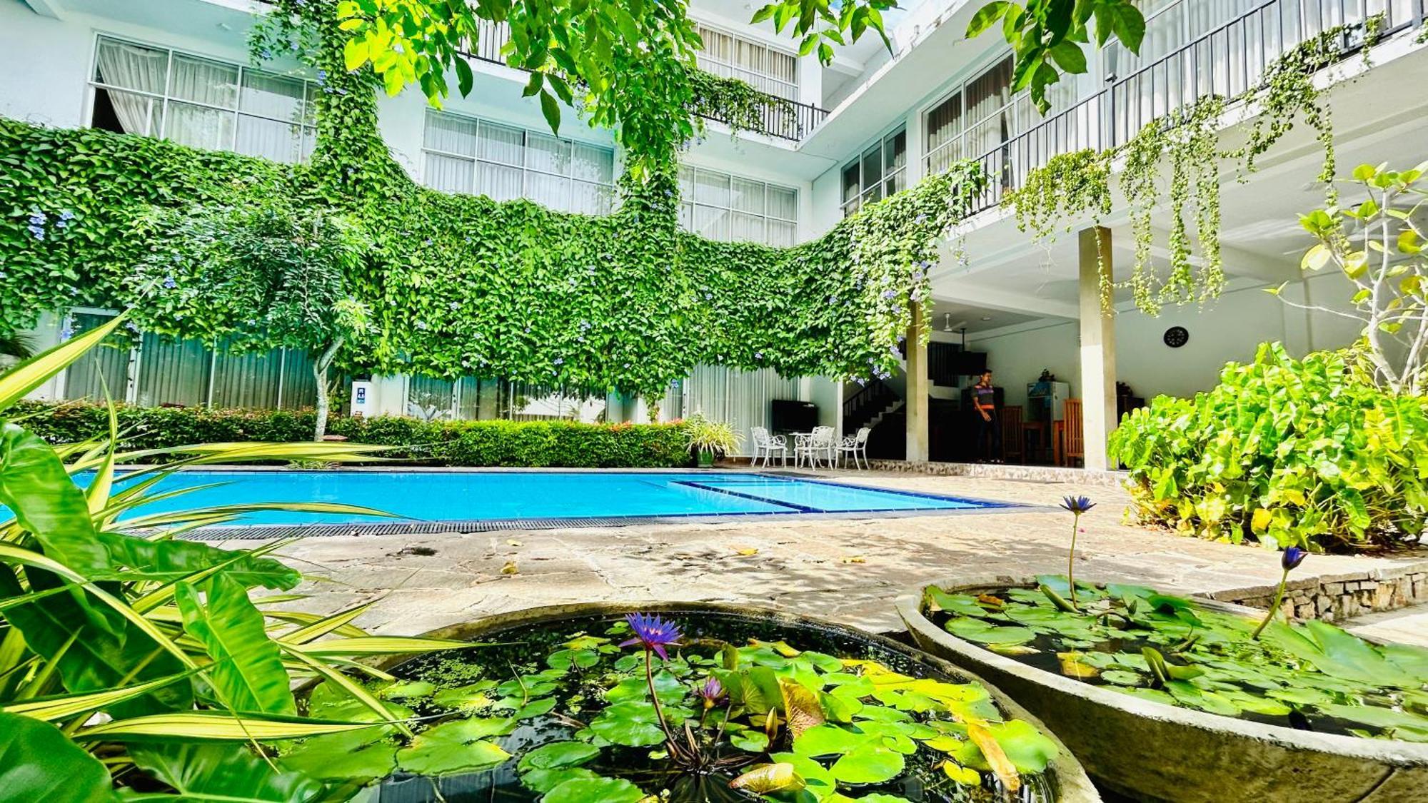 Salubrious Resort อนุราธปุระ ภายนอก รูปภาพ