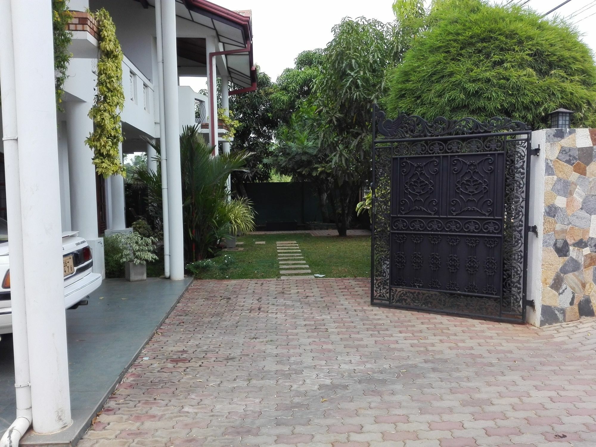Salubrious Resort อนุราธปุระ ภายนอก รูปภาพ